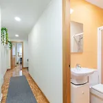 Lovely 4-bedroom In *