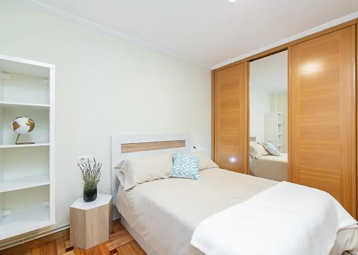 Lovely 4-bedroom In Apartman *